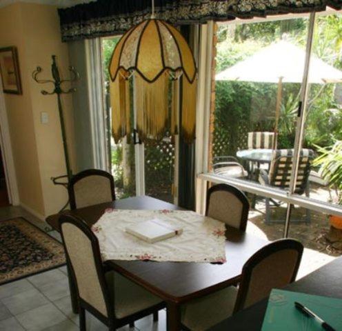 Hillside Country Retreat Bed and Breakfast Guldkusten Rum bild